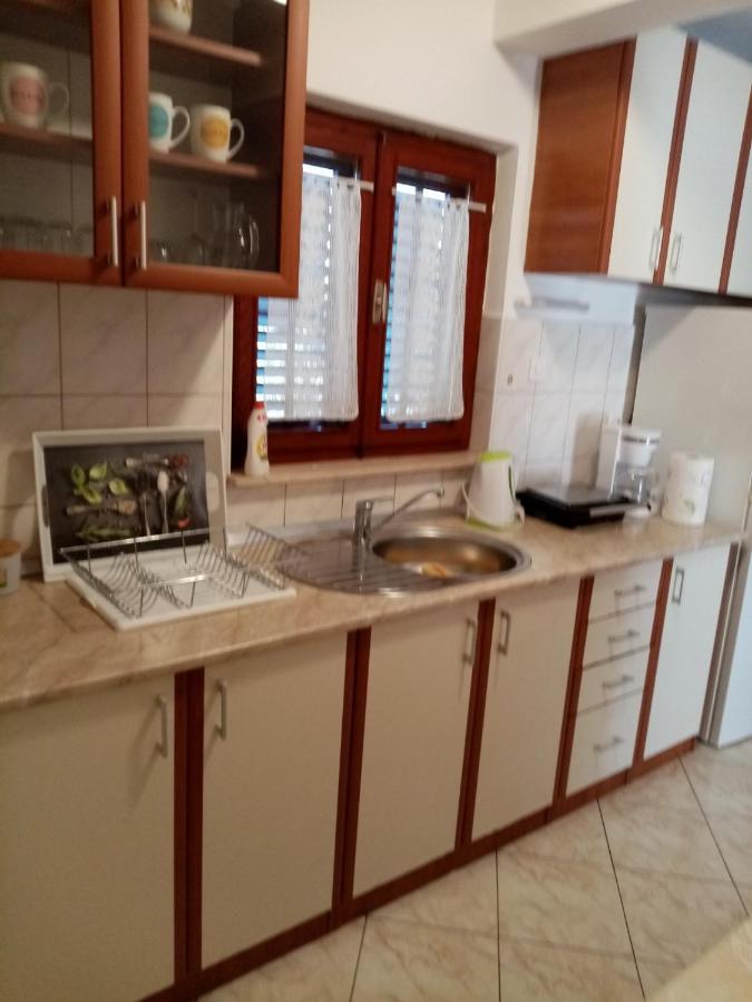 Park Apartment Pridraga Exterior photo